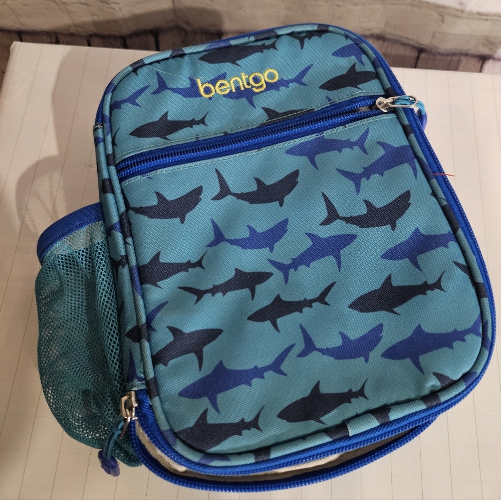 Bentgo Kids Shark Print Lunch Bag - Blue